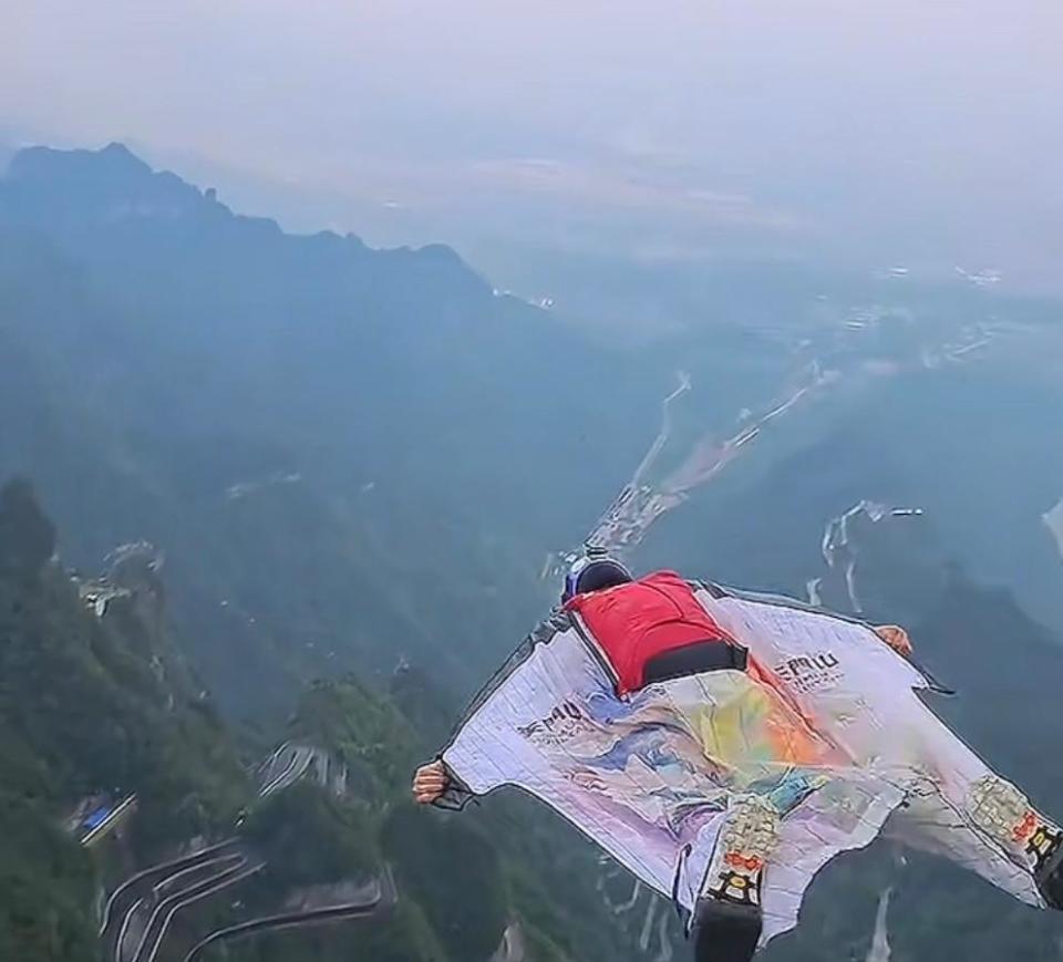 wZSuc, 赛事的亚洲, 詹娜