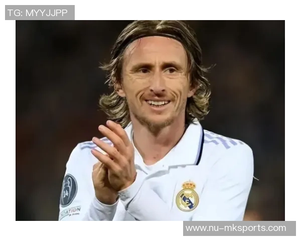 世界足球十大从政球星盘点他们的赛场外成就与政治影响力